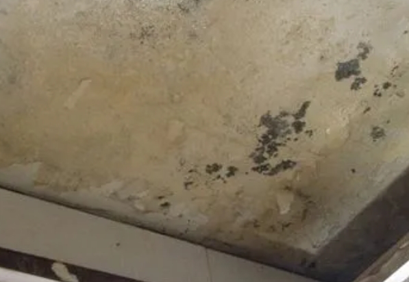 怀集阳台漏水维修公司分享下怀集卫生间渗水维修需要注意哪些问题。